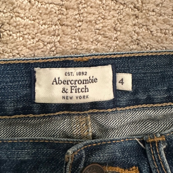 Abercrombie & Fitch vintage mini skirt - Picture 3 of 3